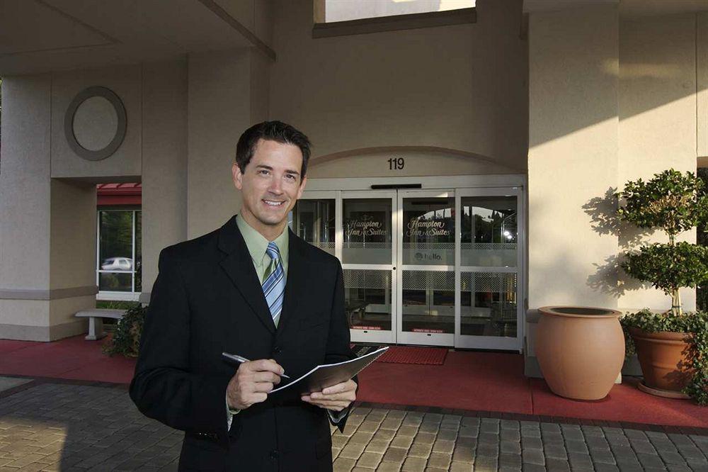 Hampton Inn & Suites Mooresville Exterior photo