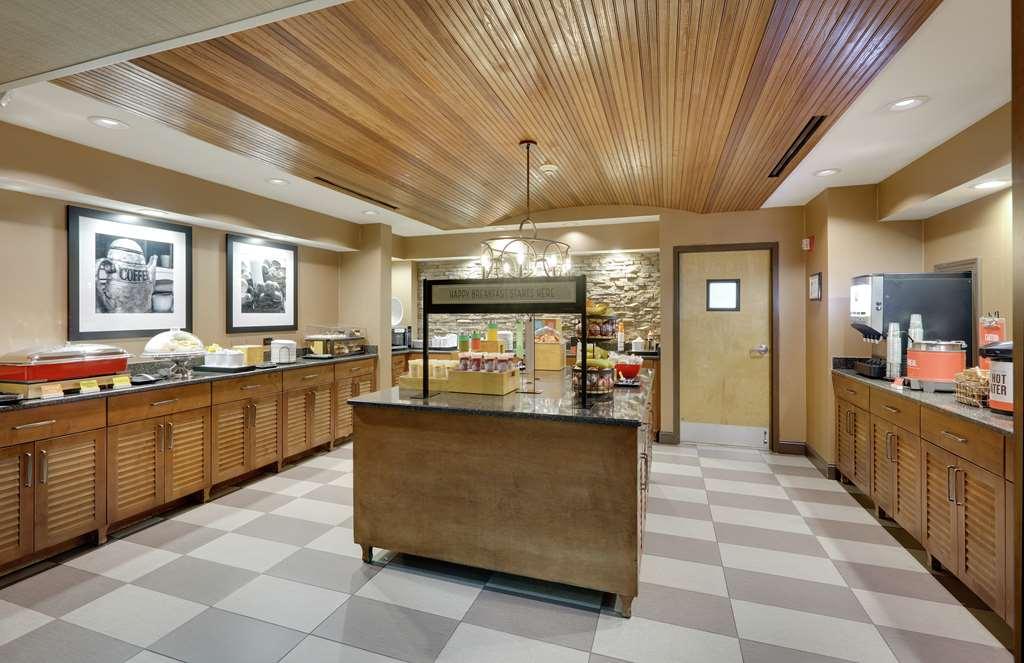 Hampton Inn & Suites Mooresville Restaurant photo