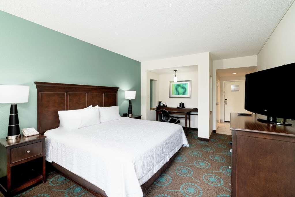 Hampton Inn & Suites Mooresville Room photo