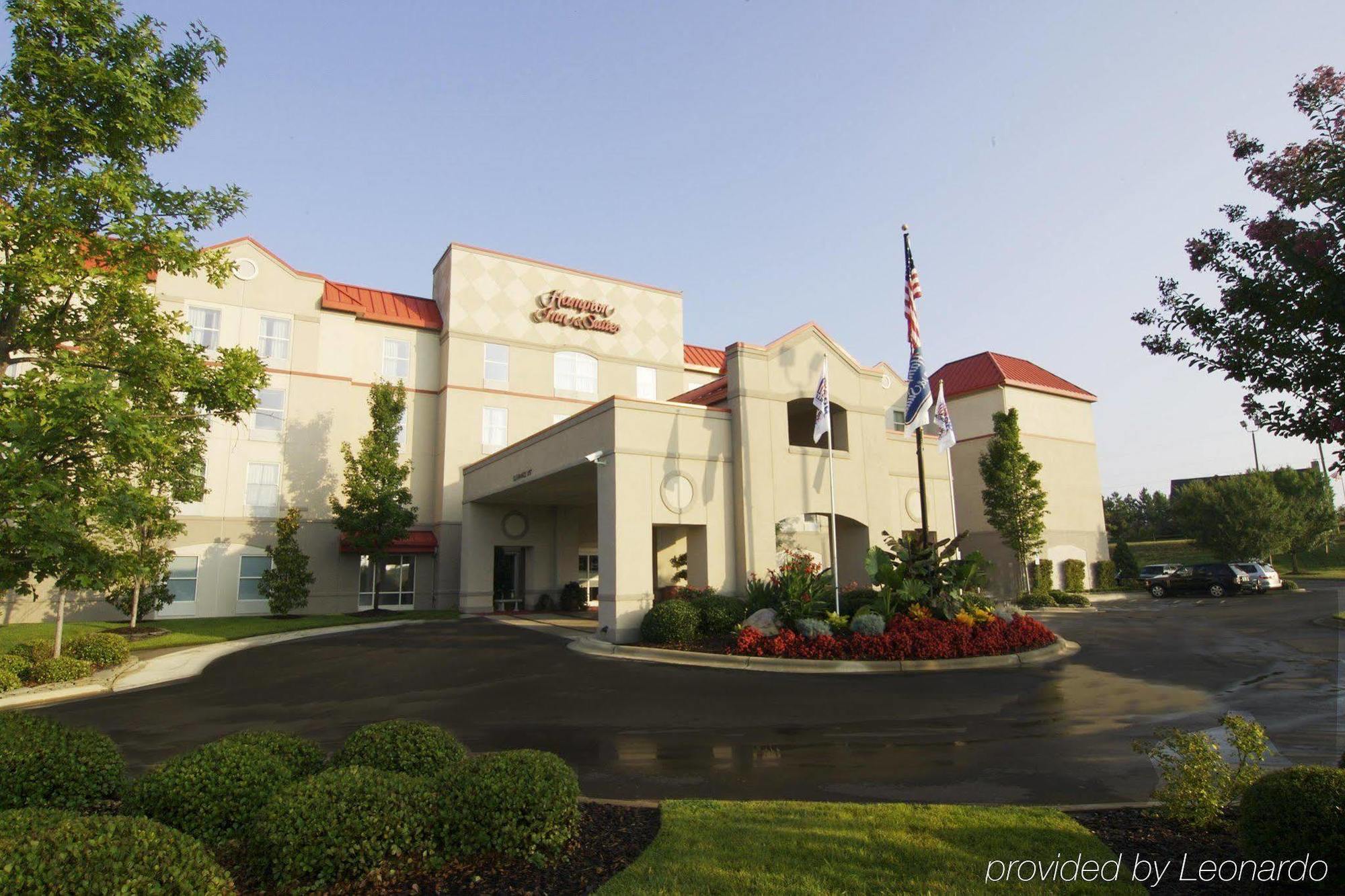 Hampton Inn & Suites Mooresville Exterior photo